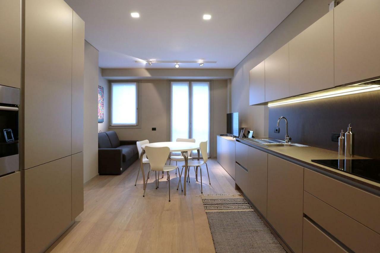 Suite Porta Romana #2 ミラノ エクステリア 写真