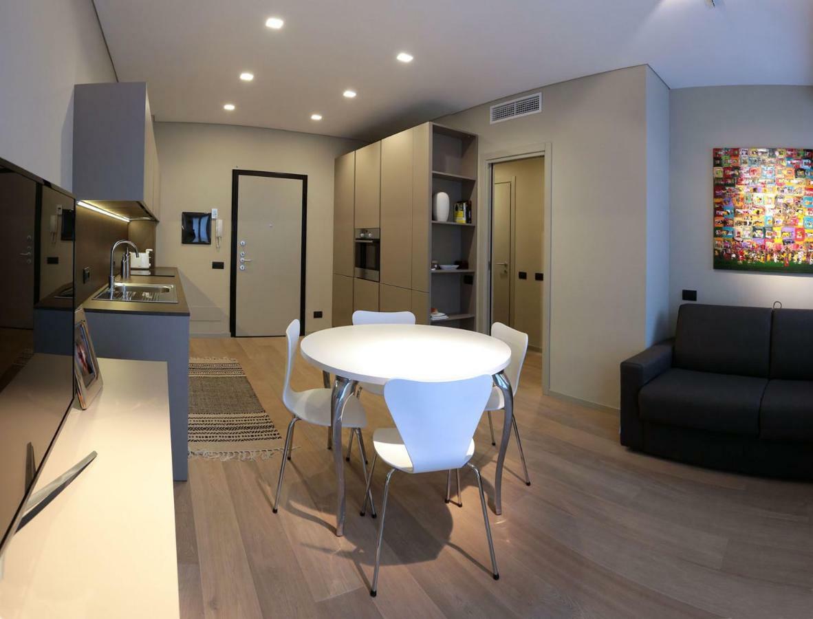 Suite Porta Romana #2 ミラノ エクステリア 写真
